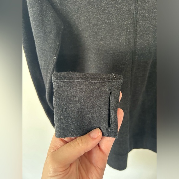 Rare Reversible Lululemon In A Cinch Long Sleeve Tee - Picture 10 of 11